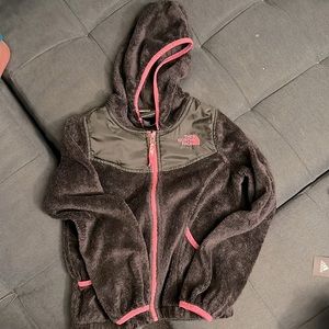 Gently used girls The North Face fleece jacket - gray/pink - size Small 7/8